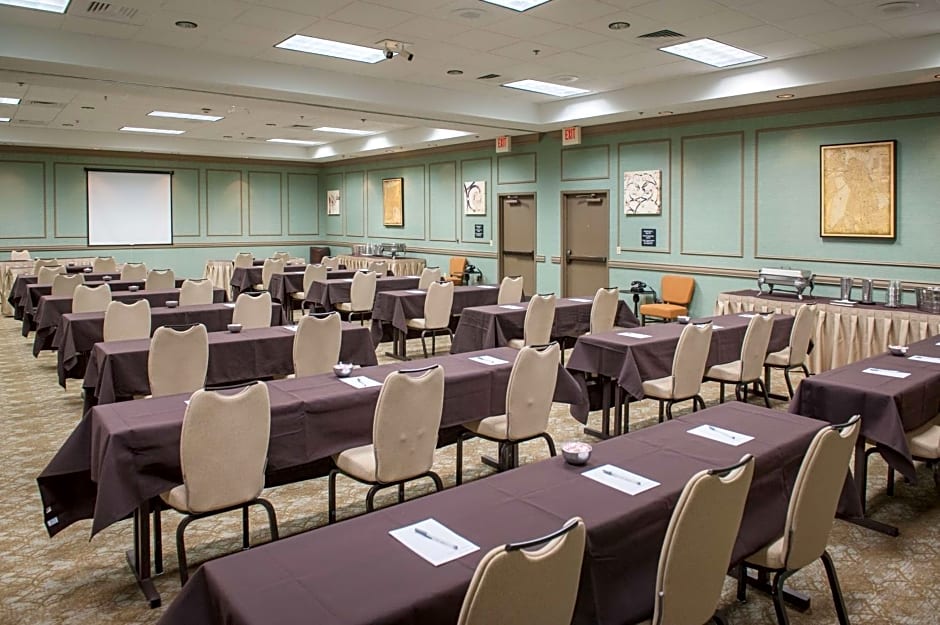 Hampton Inn By Hilton And Suites New Orleans-Elmwood