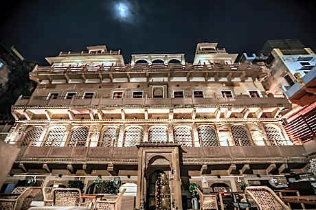 Guleria Kothi at Ganges