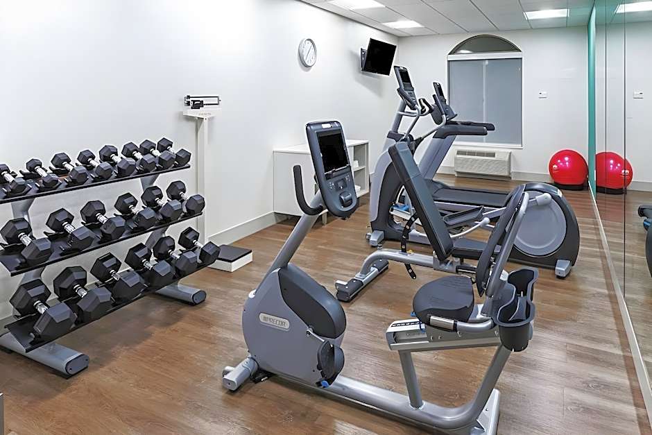 Holiday Inn Express Hotel and Suites Shreveport-West By IHG