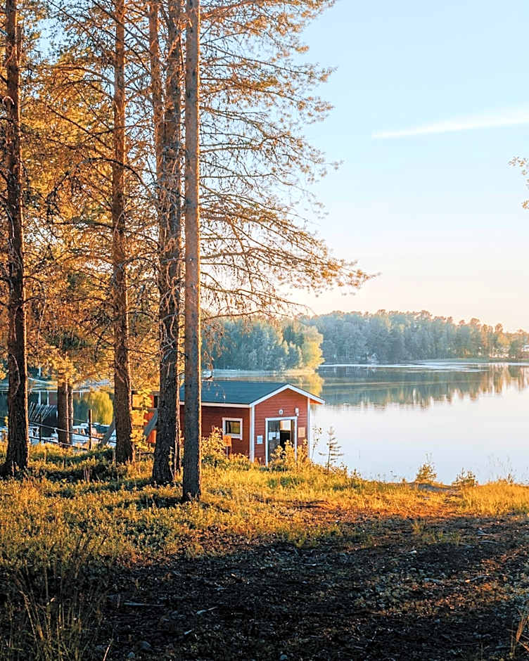 Wilderness Hotel Nellim & Igloos