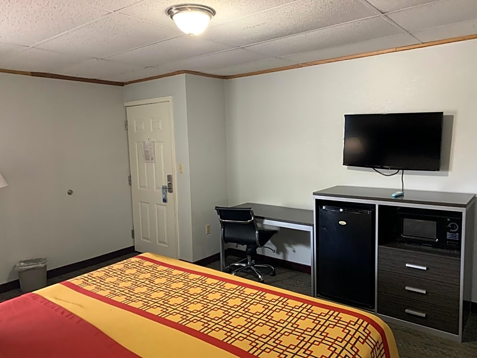 Pigeon Forge Parkway Inn
