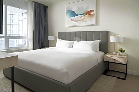 Deluxe One Bedroom Suite