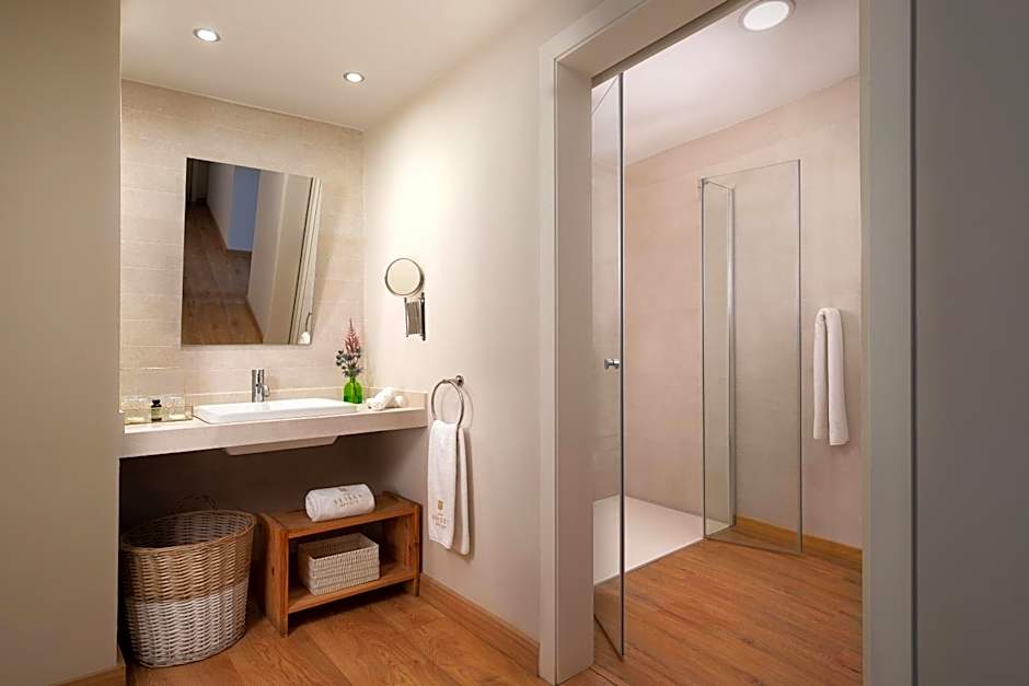 Los Seises Sevilla, a Tribute Portfolio Hotel