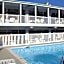 Edgewater Inn
