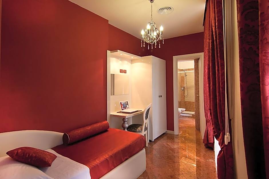 Hotel Fellini