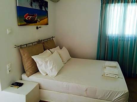 Family Apartment with Garden View