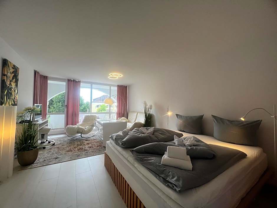 Schloss Kirchham Appartement - & Wellnessanlage