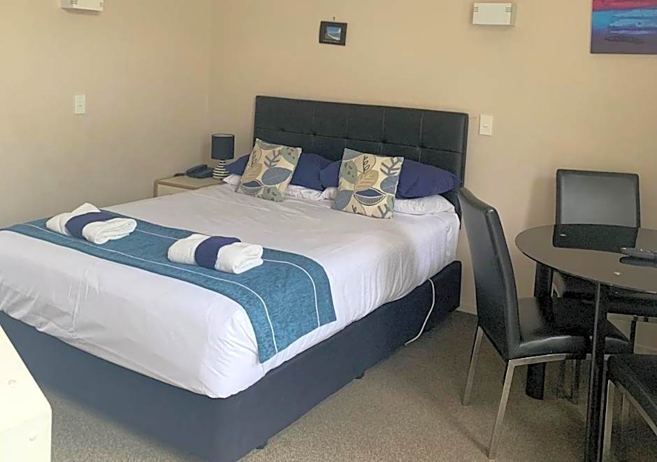 Wrights by the Sea Motel