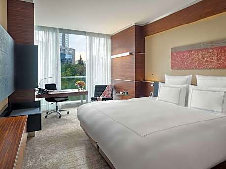 Advantage Room with Garden View