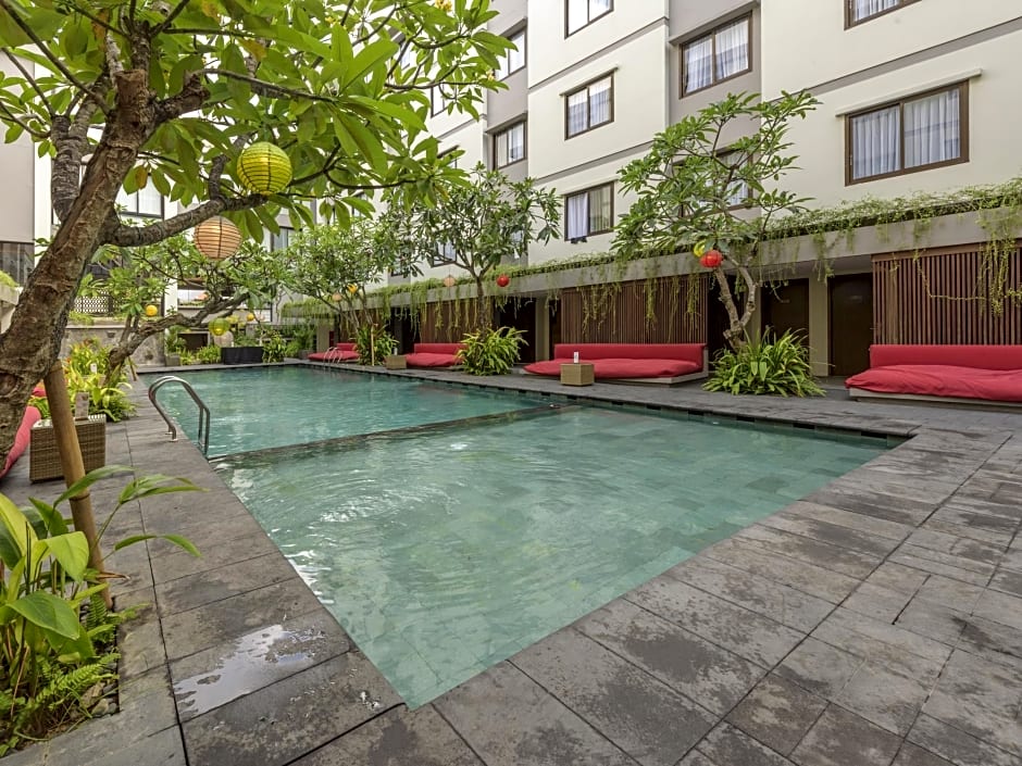Hotel Dafam Savvoya Seminyak
