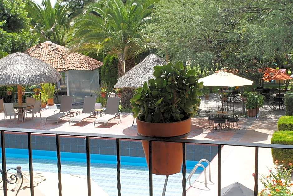 Atotonilco Hotel & Club