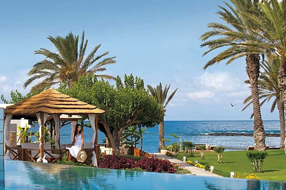 Constantinou Bros Asimina Suites Hotel