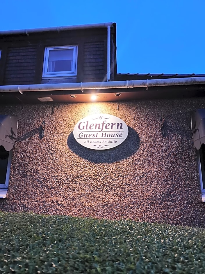 Glenfern Guest House, also self catering cottage with PRIVATE hot tub