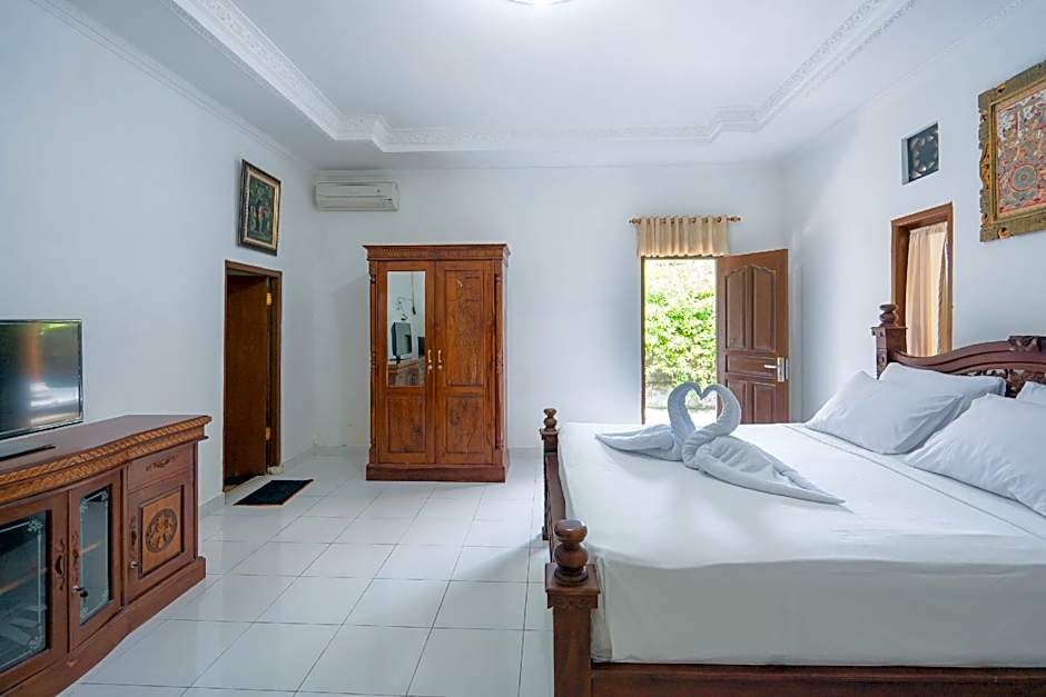 Tebluess Guesthouse Gianyar RedPartner