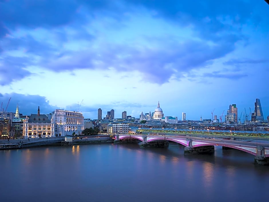 Sea Containers London