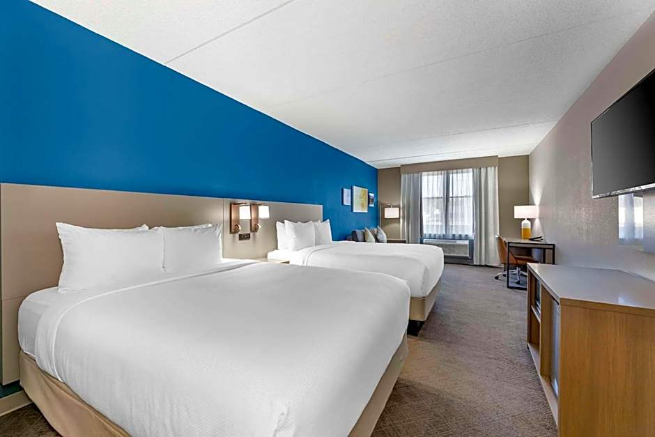Comfort Inn & Suites Cuyahoga Falls - Akron