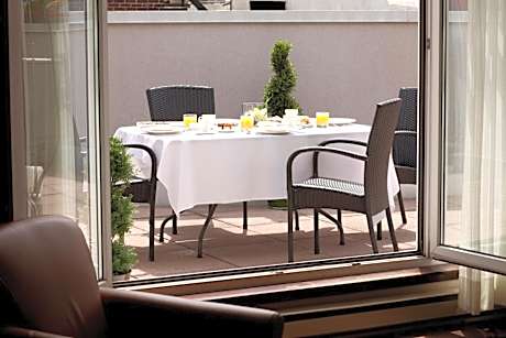 Single Room with Terrace