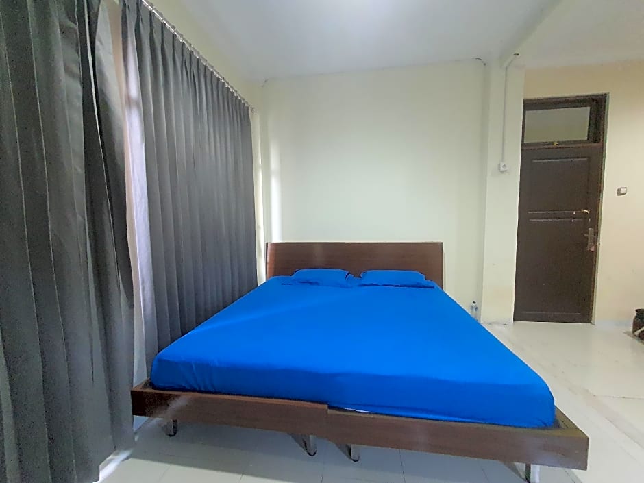 Hotel O Wisma Awal Fajar Syariah Near Mars Gym Bulukumba