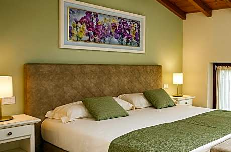 Superior King Suite
