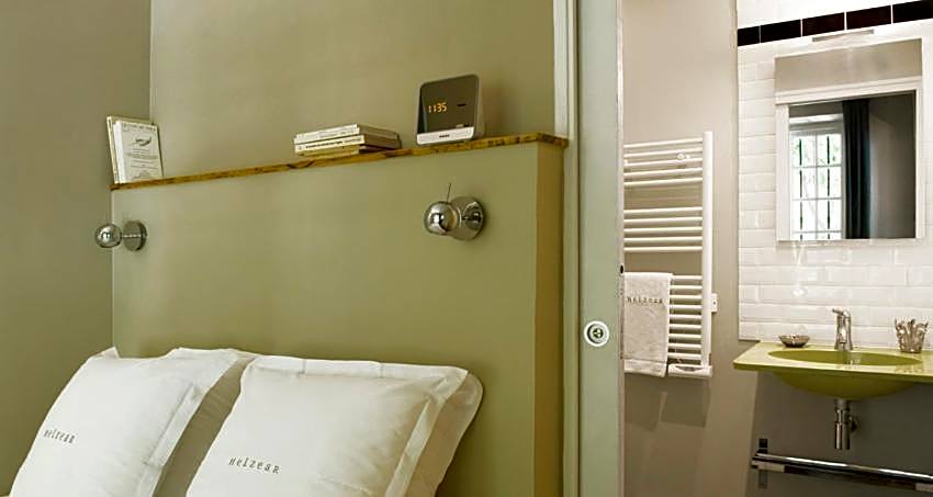 Helzear Montparnasse Suites