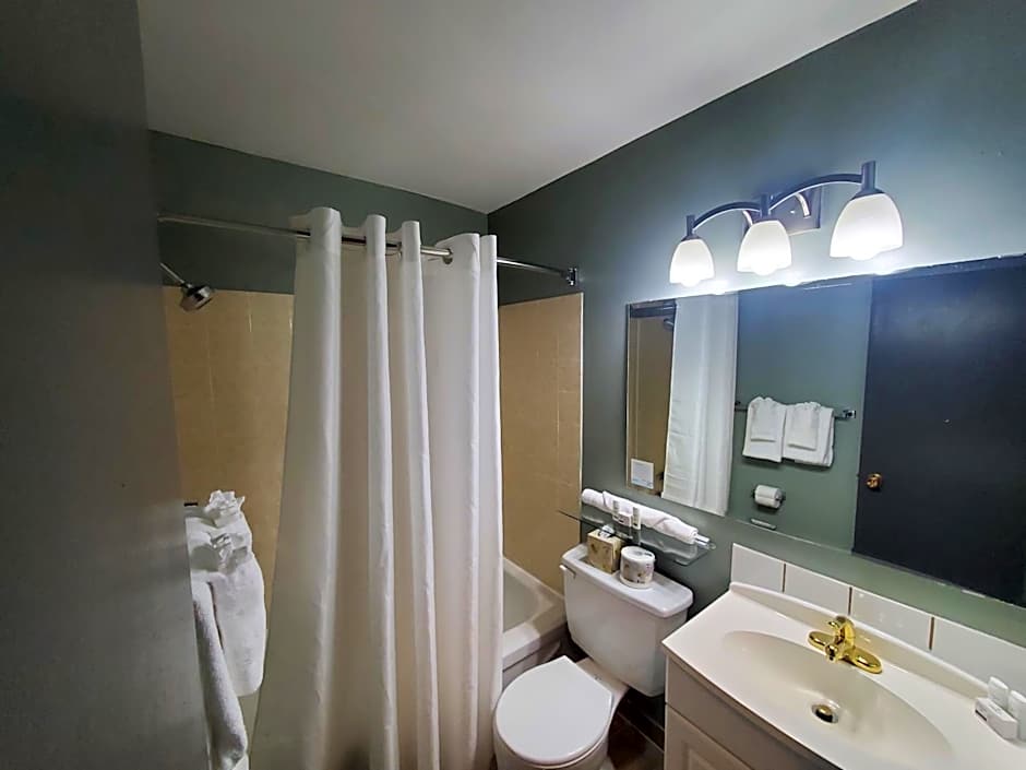 Super 8 by Wyndham Duncan