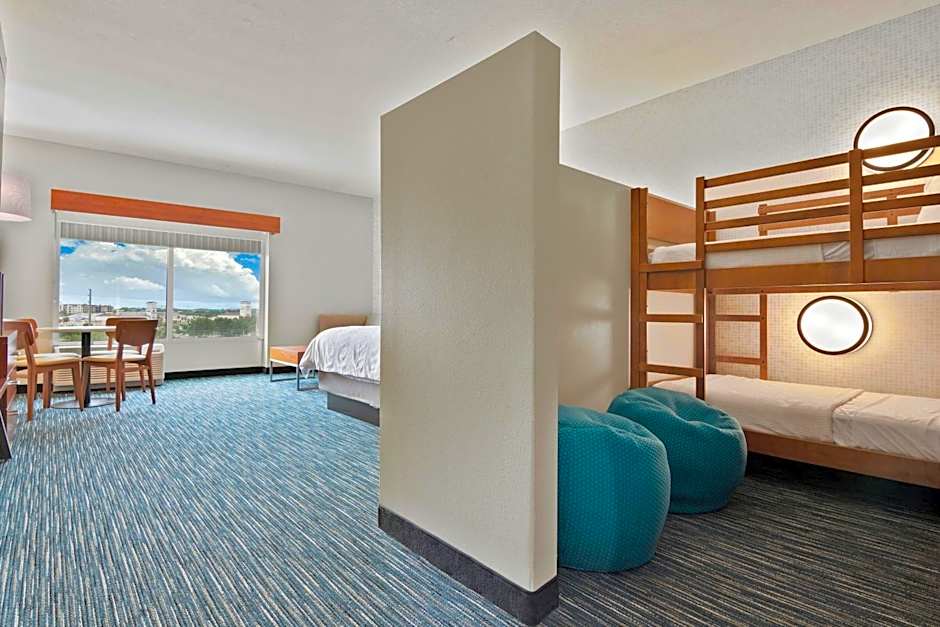 Holiday Inn Express Orlando - Lake Buena Vista Area By IHG