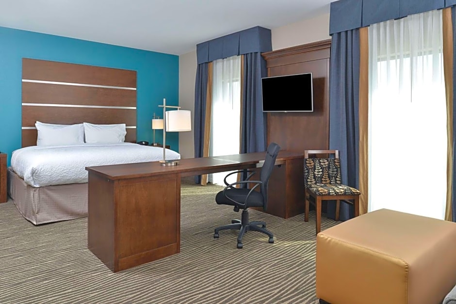 Hampton Inn By Hilton & Suites Des Moines Downtown