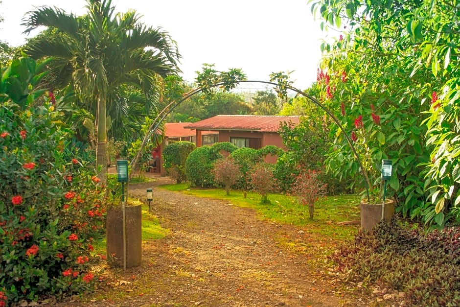 Paraiso Volcano Lodge