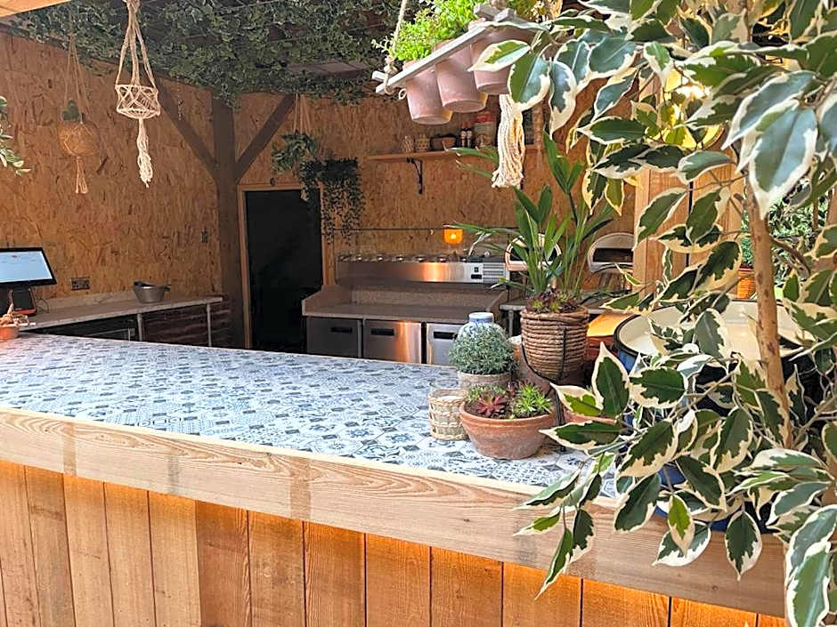 The Admiral Cunningham Hotel