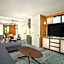 Merriweather Lakehouse Hotel, Autograph Collection