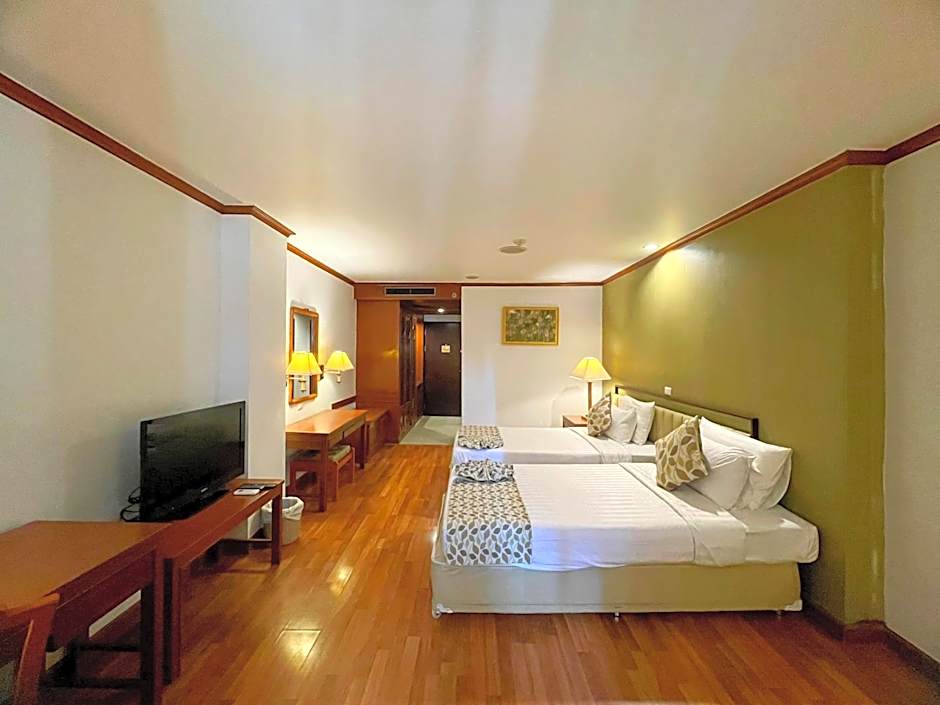 Photo 1 of 10 of Deluxe 2 Beds