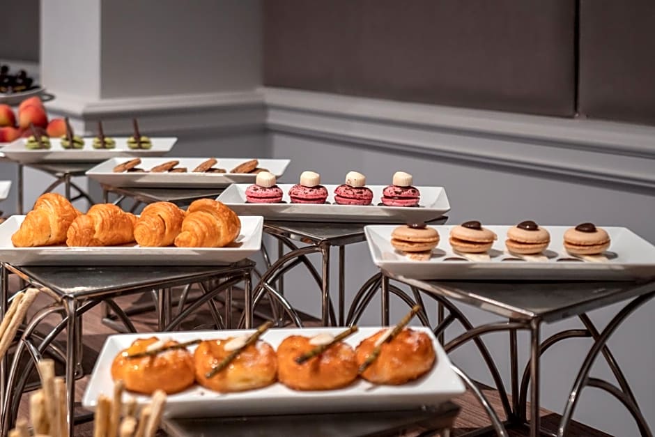 Rhactus Hotel, New Alamein