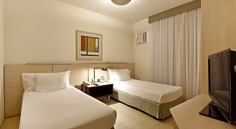 Executive Suite with 2 single Beds