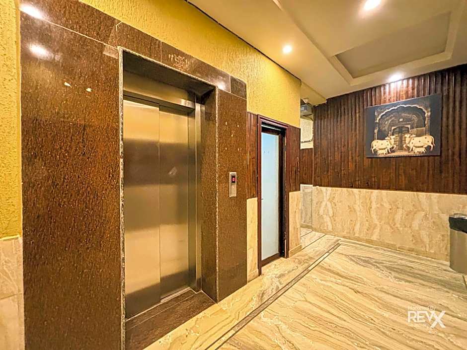 Hotel Nirvana Palace Near Parmarth Niketan