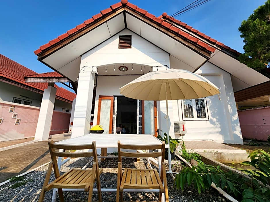 GOOD VIBE garden house Sattahip