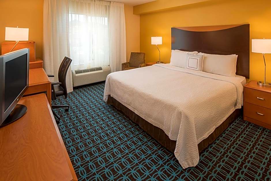 Photo 1 of 1 of 1 King Bed, Hearing Accessible