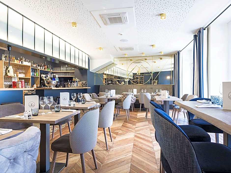 MADISON Saint Jean de Luz - Handwritten Collection