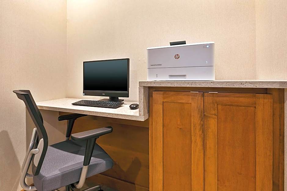 Fairfield Inn & Suites by Marriott Kalamazoo