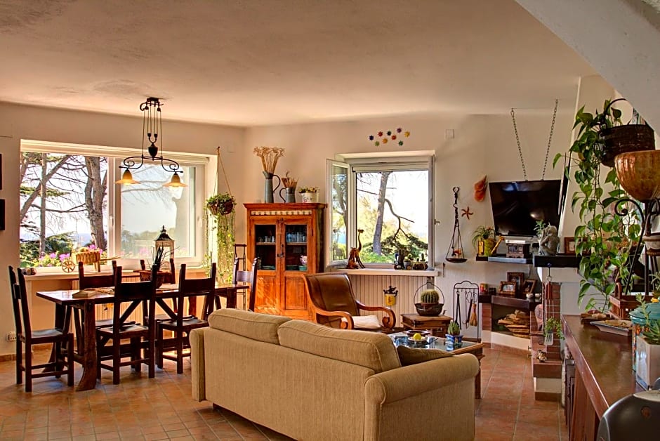 Lacco Terrace Solarium