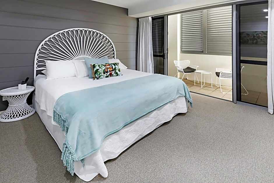 Space Holiday Apartments