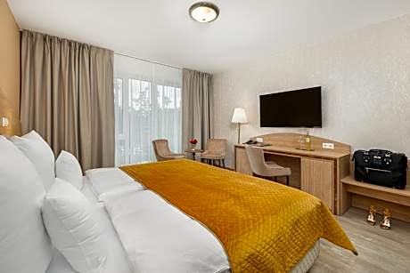 Deluxe Double Room with Balcony