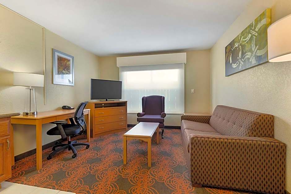 Best Western Plus Waco North