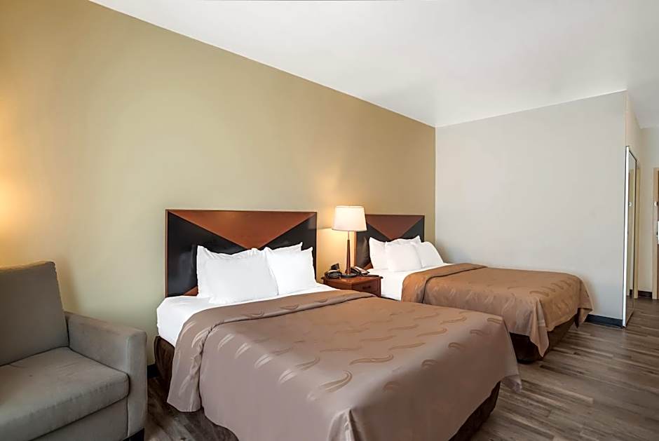 Quality Inn & Suites Chambersburg Northeast