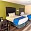 Travelodge by Wyndham Clarksville