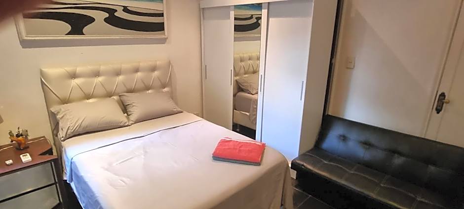 The best Copacabana Luxury Design 3 Bedroom room 3 bathroom 85 inch cinema tv top location