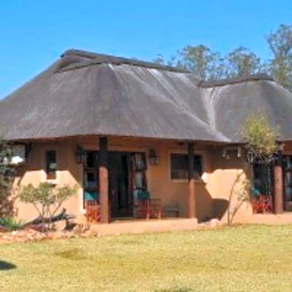 Zebula Golf and Wildlife Estate - Squirrel Pandemonium Pax 12 - Moi Signature Luxury villa