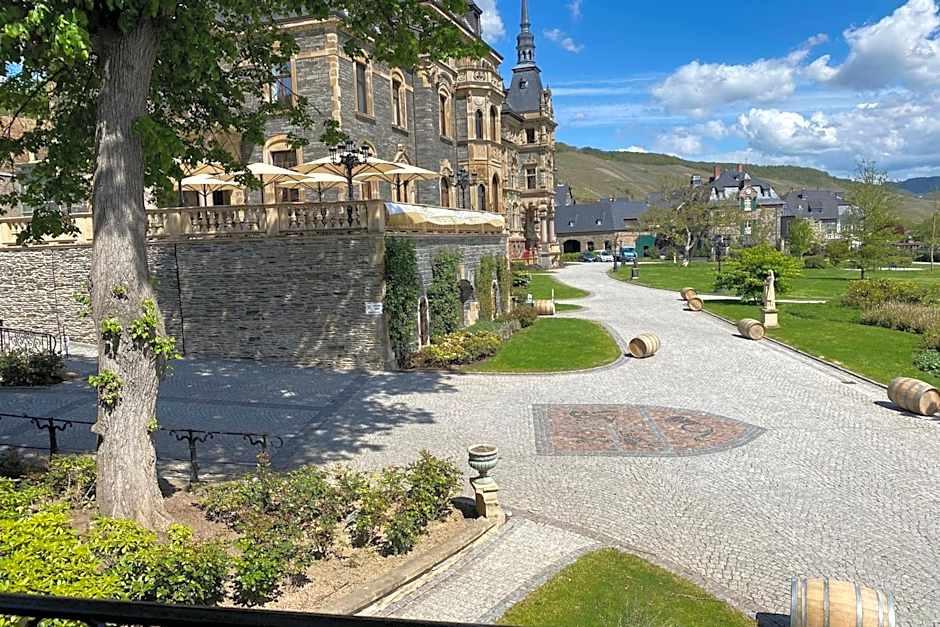 Schloss Lieser, Autograph Collection