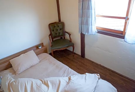 Single Room with Shared Bathroom