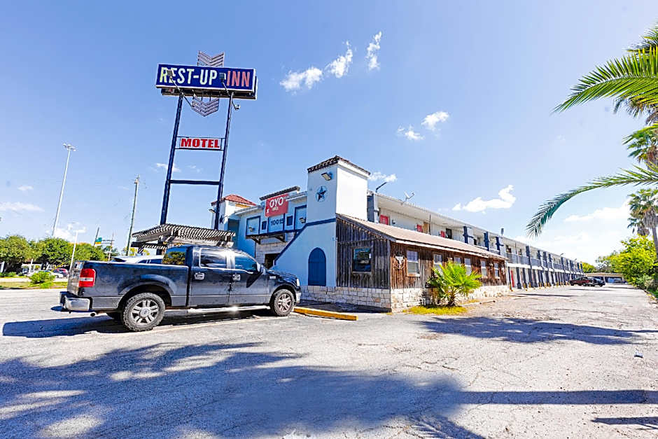 OYO Hotel Houston, TX near Medical Center NRG Stadium