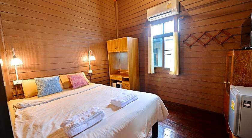 Huan Kawin Est.58 Lanna Home & Collection